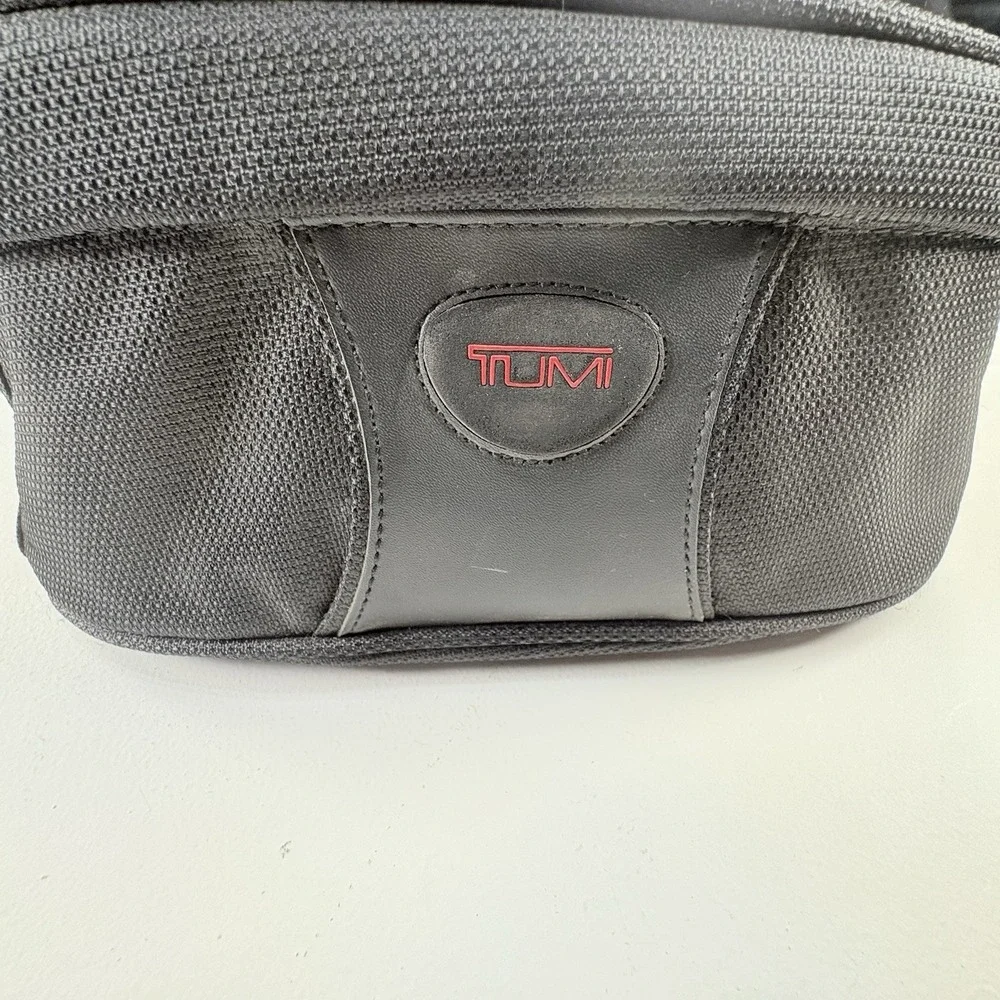 Tumi T2 Pewter Ballistic Nylon Fanny Pack Unisex Adults Black Belt Bag Pouch